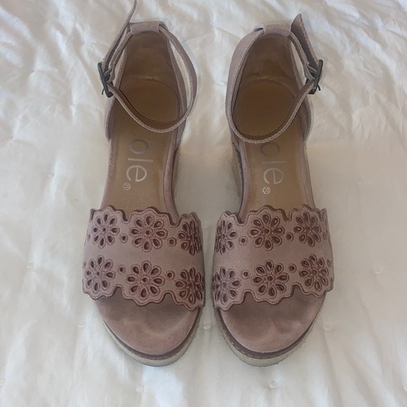 Mauve Espadrille Wedge - Picture 2 of 6